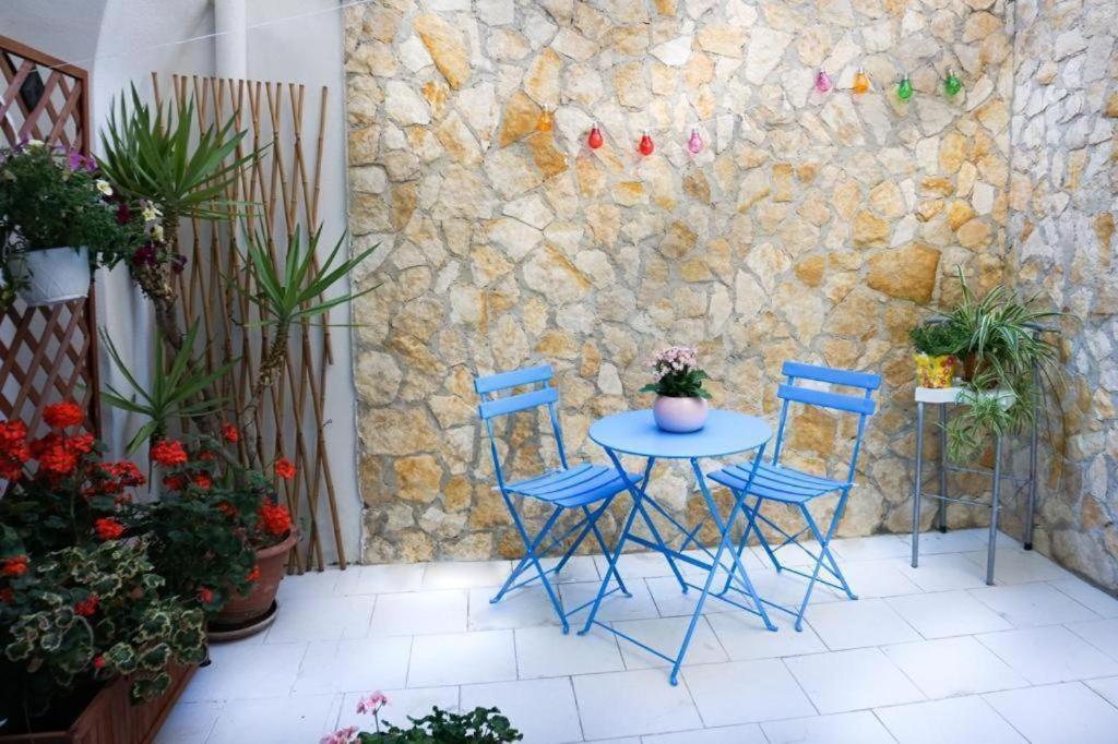 Blue Courtyard Not Valid Apartman Bari Kültér fotó